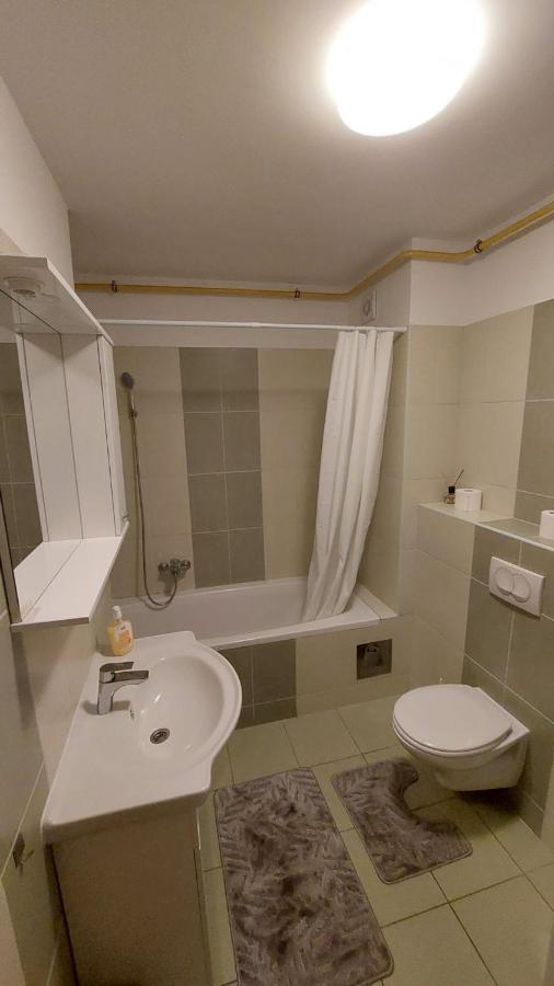 Med Man Apartmani Slavonski Brod Eksteriør bilde